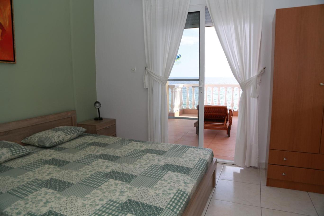 George & Katerina Houses Παραλία Διονυσίου Εξωτερικό φωτογραφία